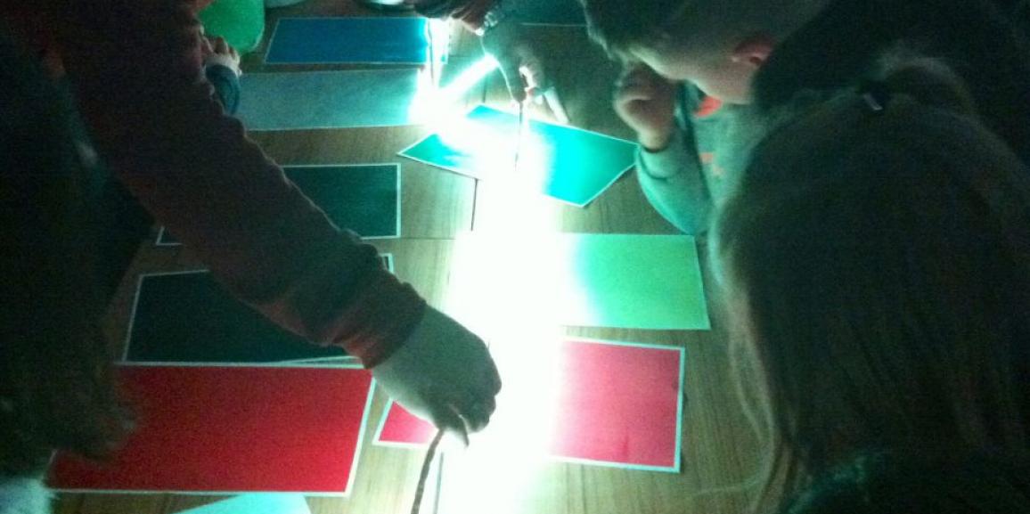 Visita: talleres de fotónica para primaria y secundaria