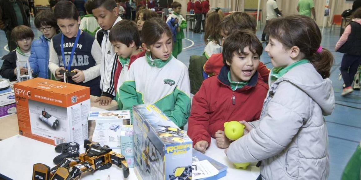 Fotos: Feria de la ciencia en la UC